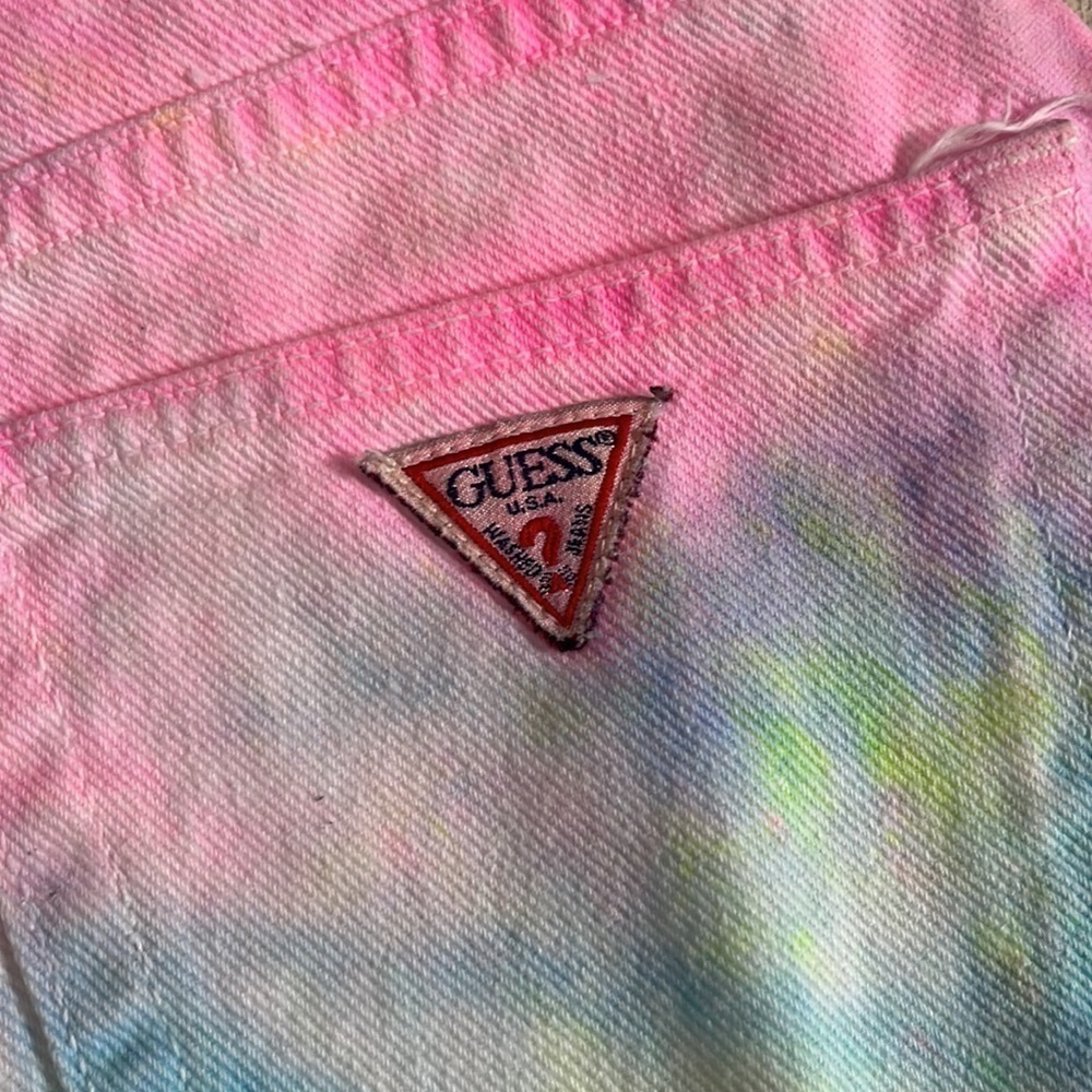 Vintage Guess tie dye hi rise shorts size 29 - Picture 2 of 10